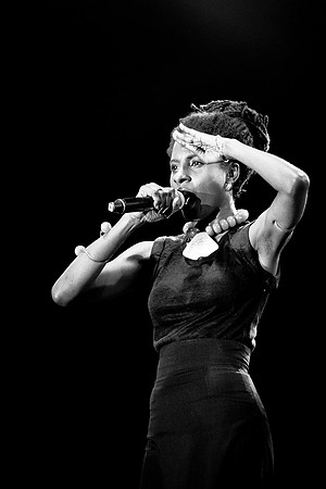 Jah9