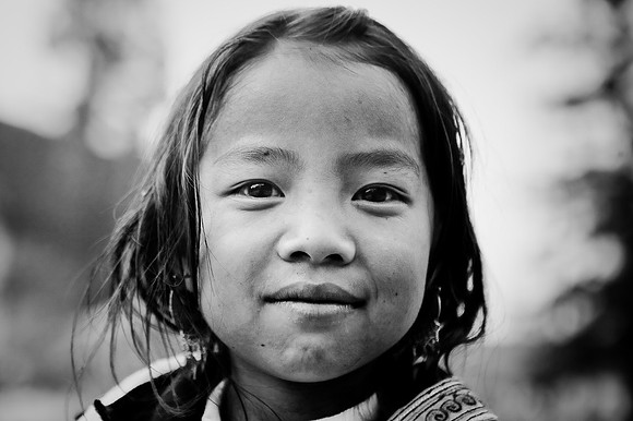Young H'Mong girl at Sapa