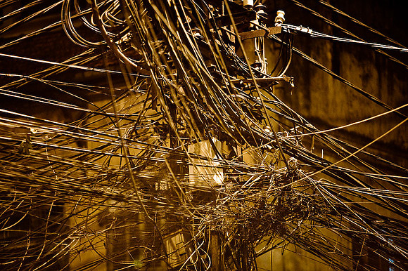 Dispatching of electric cables in Hanoi