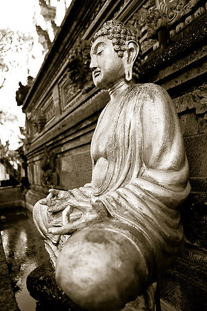 Buddha statue